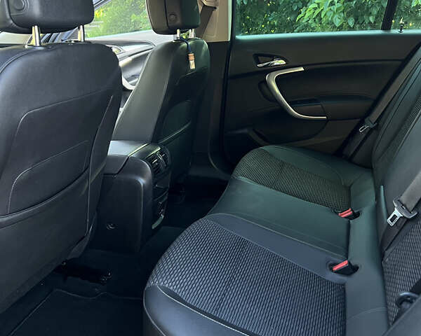 Черный Опель Инсигния, объемом двигателя 1.6 л и пробегом 275 тыс. км за 10500 $, фото 24 на Automoto.ua