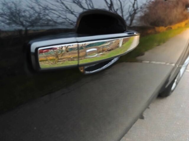 Чорний Опель Інсігнія, об'ємом двигуна 2 л та пробігом 255 тис. км за 10999 $, фото 16 на Automoto.ua