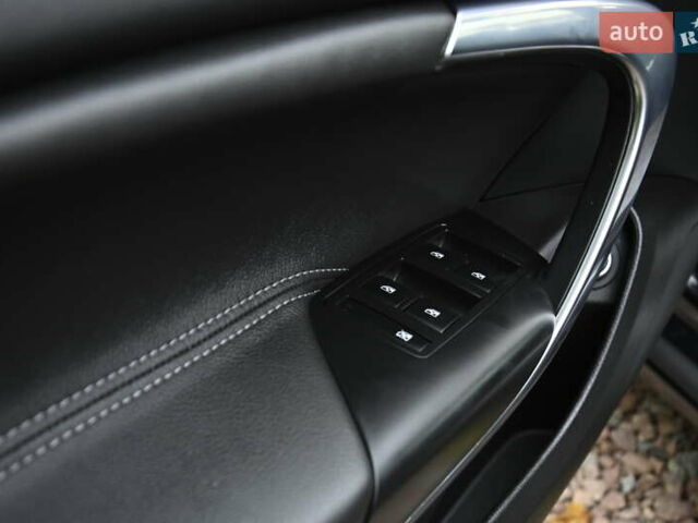 Черный Опель Инсигния, объемом двигателя 1.96 л и пробегом 248 тыс. км за 13500 $, фото 23 на Automoto.ua