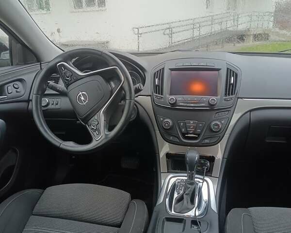 Черный Опель Инсигния, объемом двигателя 1.6 л и пробегом 260 тыс. км за 8750 $, фото 48 на Automoto.ua