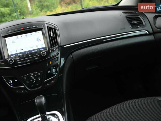 Черный Опель Инсигния, объемом двигателя 1.96 л и пробегом 248 тыс. км за 13500 $, фото 48 на Automoto.ua