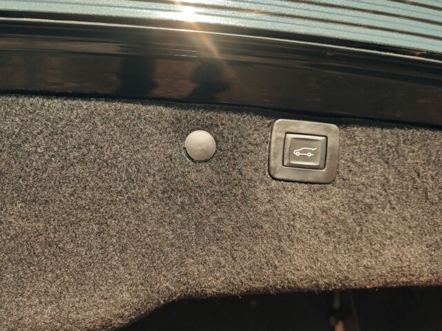 Черный Опель Инсигния, объемом двигателя 1.6 л и пробегом 189 тыс. км за 9800 $, фото 22 на Automoto.ua