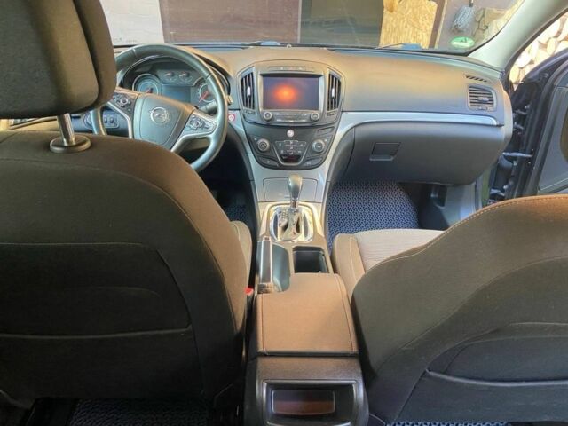 Чорний Опель Інсігнія, об'ємом двигуна 1.6 л та пробігом 168 тис. км за 10500 $, фото 11 на Automoto.ua