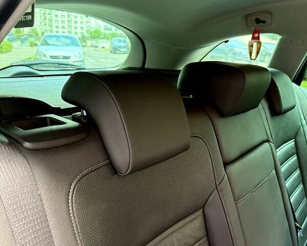 Черный Опель Инсигния, объемом двигателя 1.6 л и пробегом 225 тыс. км за 12700 $, фото 13 на Automoto.ua