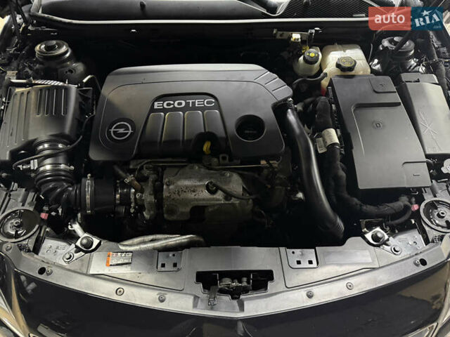 Черный Опель Инсигния, объемом двигателя 1.6 л и пробегом 211 тыс. км за 10900 $, фото 11 на Automoto.ua