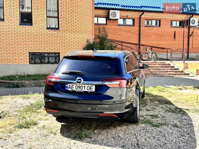 Черный Опель Инсигния, объемом двигателя 1.6 л и пробегом 154 тыс. км за 12300 $, фото 4 на Automoto.ua