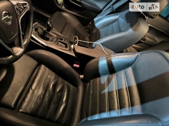 Чорний Опель Інсігнія, об'ємом двигуна 1.96 л та пробігом 290 тис. км за 10900 $, фото 11 на Automoto.ua