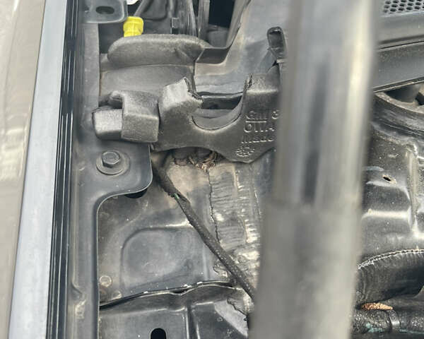 Черный Опель Инсигния, объемом двигателя 1.6 л и пробегом 190 тыс. км за 15800 $, фото 24 на Automoto.ua