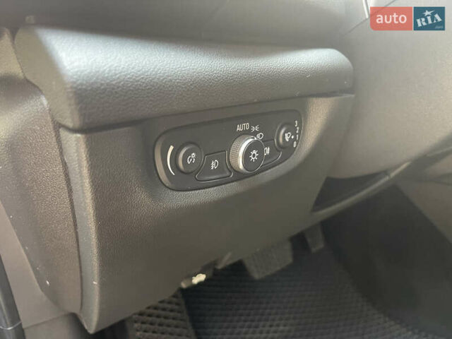 Черный Опель Инсигния, объемом двигателя 1.6 л и пробегом 190 тыс. км за 15800 $, фото 59 на Automoto.ua