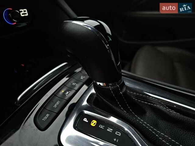 Чорний Опель Інсігнія, об'ємом двигуна 1.96 л та пробігом 210 тис. км за 17000 $, фото 11 на Automoto.ua