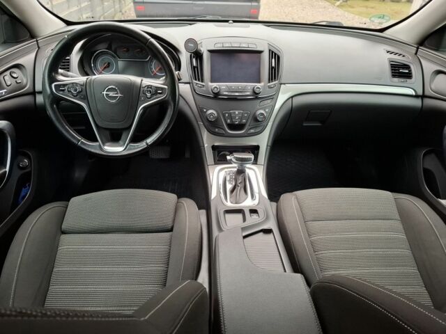 Чорний Опель Інсігнія, об'ємом двигуна 2 л та пробігом 234 тис. км за 12940 $, фото 10 на Automoto.ua