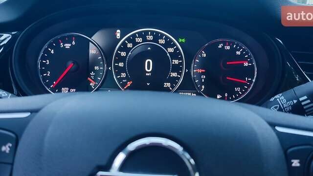 Черный Опель Инсигния, объемом двигателя 1.96 л и пробегом 199 тыс. км за 14300 $, фото 15 на Automoto.ua