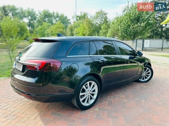 Черный Опель Инсигния, объемом двигателя 1.6 л и пробегом 47 тыс. км за 14500 $, фото 6 на Automoto.ua