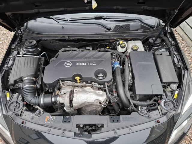 Чорний Опель Інсігнія, об'ємом двигуна 2 л та пробігом 234 тис. км за 12940 $, фото 8 на Automoto.ua