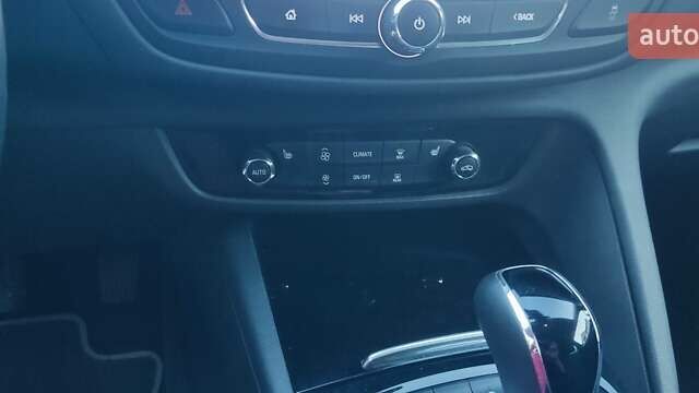 Черный Опель Инсигния, объемом двигателя 1.96 л и пробегом 199 тыс. км за 14300 $, фото 13 на Automoto.ua