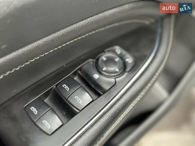 Черный Опель Инсигния, объемом двигателя 1.96 л и пробегом 324 тыс. км за 13900 $, фото 14 на Automoto.ua