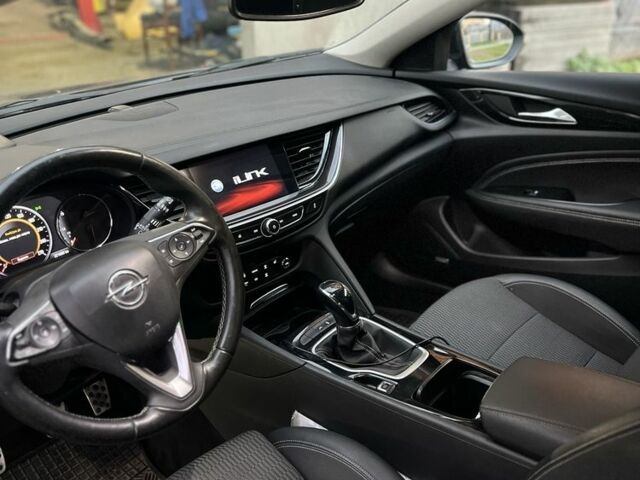 Черный Опель Инсигния, объемом двигателя 2 л и пробегом 220 тыс. км за 14900 $, фото 7 на Automoto.ua