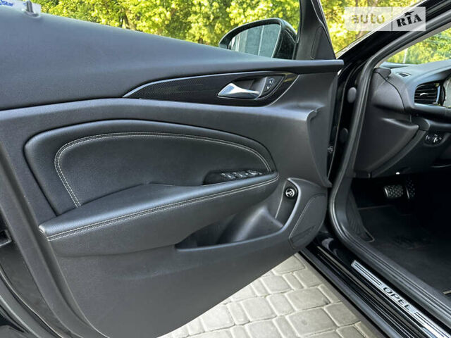 Черный Опель Инсигния, объемом двигателя 2 л и пробегом 270 тыс. км за 16700 $, фото 10 на Automoto.ua