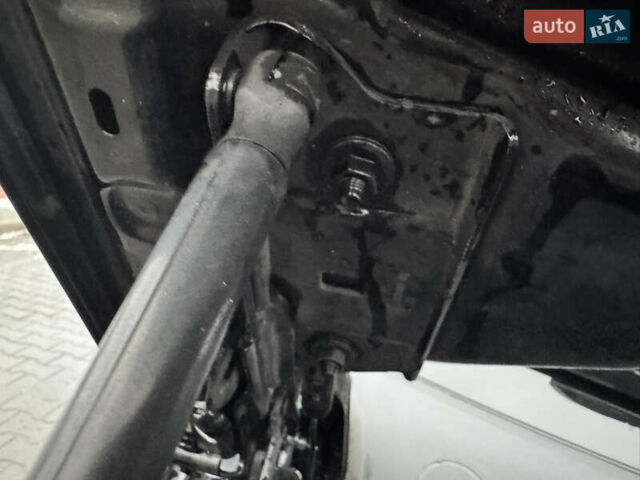 Чорний Опель Інсігнія, об'ємом двигуна 2 л та пробігом 194 тис. км за 15600 $, фото 46 на Automoto.ua