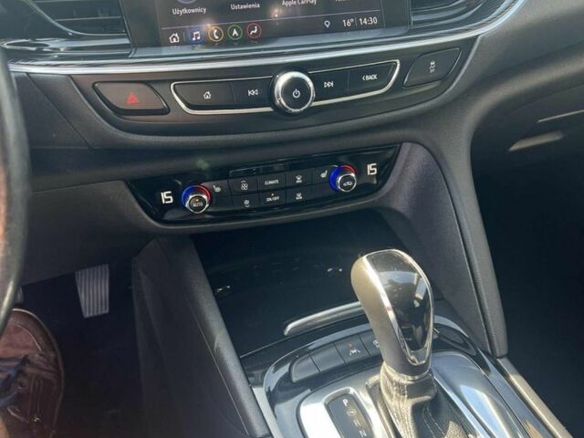 Чорний Опель Інсігнія, об'ємом двигуна 2 л та пробігом 180 тис. км за 15500 $, фото 7 на Automoto.ua