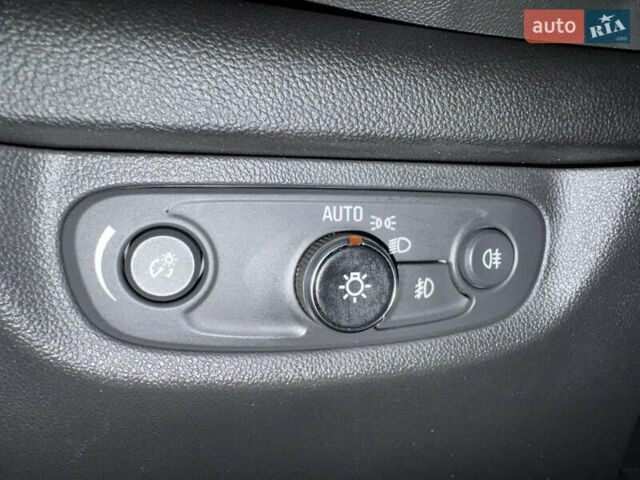 Чорний Опель Інсігнія, об'ємом двигуна 2 л та пробігом 194 тис. км за 15600 $, фото 38 на Automoto.ua