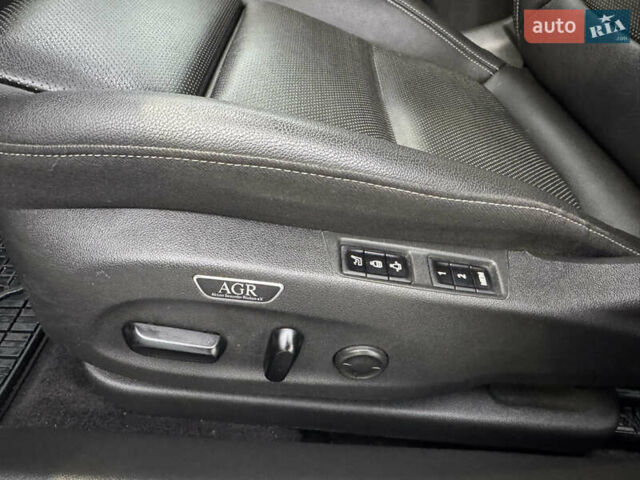 Чорний Опель Інсігнія, об'ємом двигуна 2 л та пробігом 194 тис. км за 15600 $, фото 29 на Automoto.ua