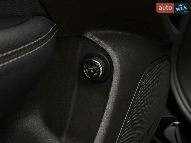 Чорний Опель Інсігнія, об'ємом двигуна 2 л та пробігом 167 тис. км за 22900 $, фото 16 на Automoto.ua