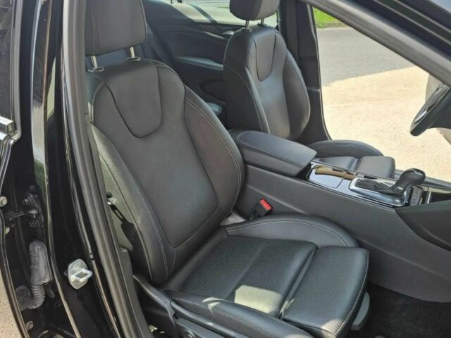 Черный Опель Инсигния, объемом двигателя 2 л и пробегом 25 тыс. км за 18400 $, фото 5 на Automoto.ua