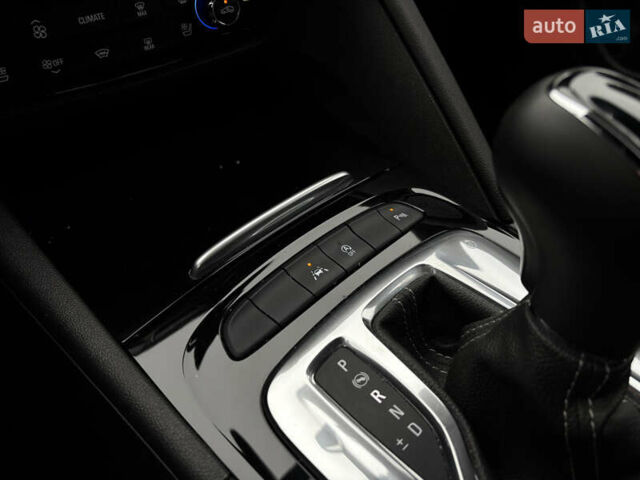 Чорний Опель Інсігнія, об'ємом двигуна 2 л та пробігом 167 тис. км за 22900 $, фото 36 на Automoto.ua