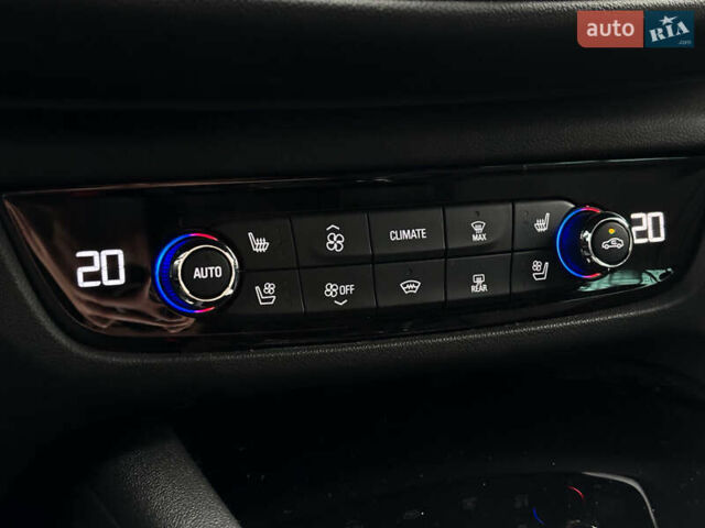 Чорний Опель Інсігнія, об'ємом двигуна 2 л та пробігом 167 тис. км за 22900 $, фото 29 на Automoto.ua