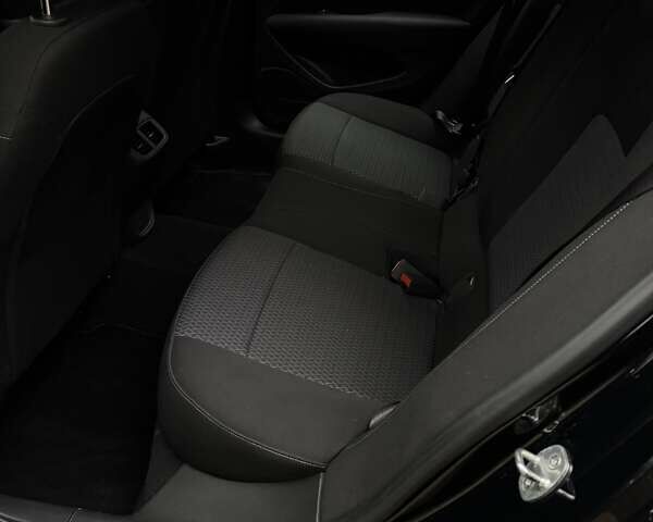 Черный Опель Инсигния, объемом двигателя 1.96 л и пробегом 168 тыс. км за 18800 $, фото 17 на Automoto.ua