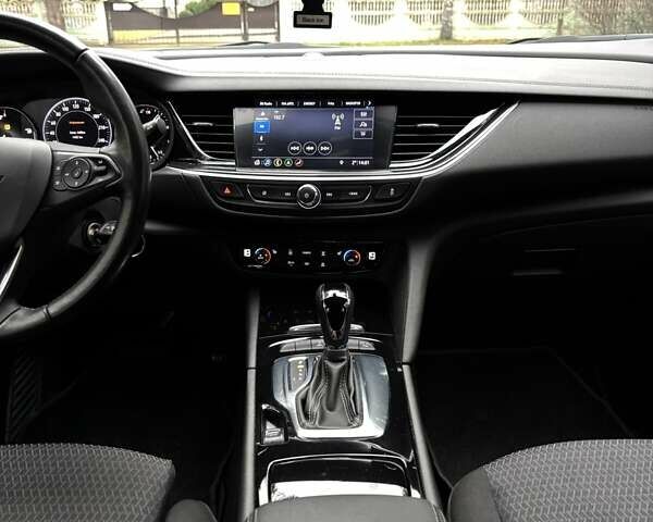 Черный Опель Инсигния, объемом двигателя 1.96 л и пробегом 168 тыс. км за 18800 $, фото 12 на Automoto.ua