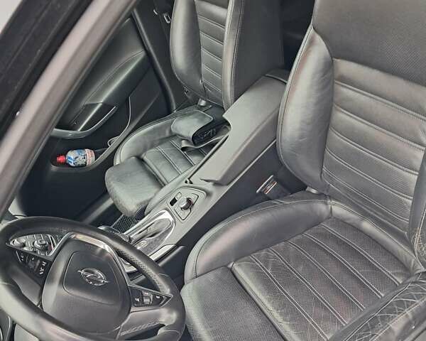 Черный Опель Инсигния, объемом двигателя 1.96 л и пробегом 290 тыс. км за 7999 $, фото 14 на Automoto.ua