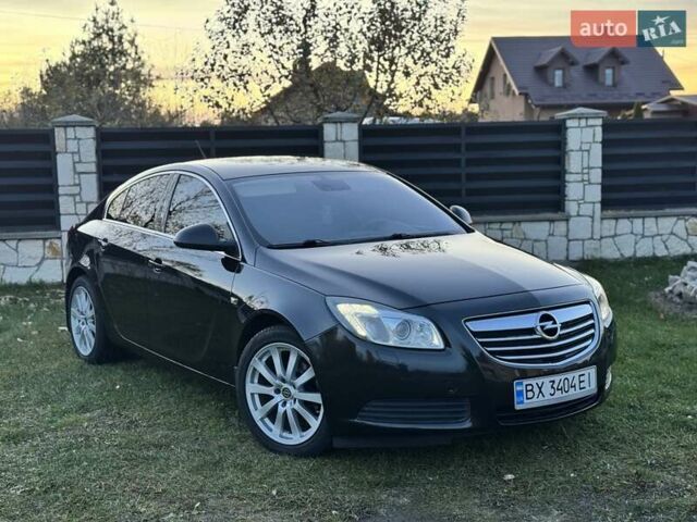 Черный Опель Инсигния, объемом двигателя 1.96 л и пробегом 242 тыс. км за 6999 $, фото 1 на Automoto.ua
