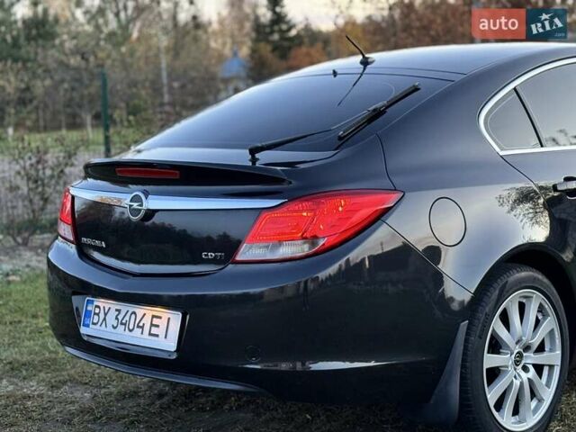 Черный Опель Инсигния, объемом двигателя 1.96 л и пробегом 242 тыс. км за 6999 $, фото 5 на Automoto.ua