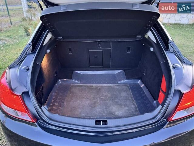 Черный Опель Инсигния, объемом двигателя 1.96 л и пробегом 242 тыс. км за 6999 $, фото 12 на Automoto.ua