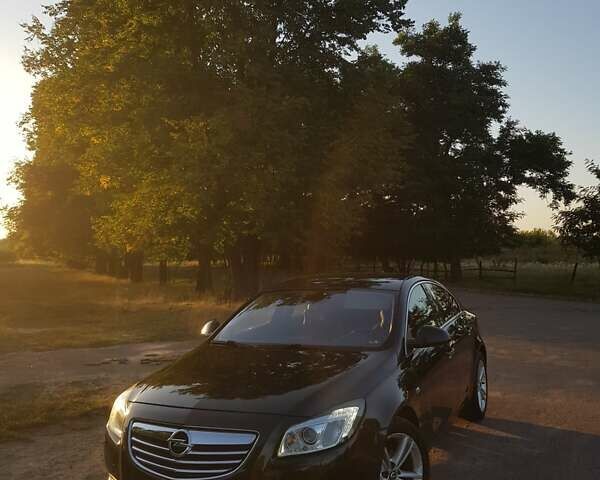 Черный Опель Инсигния, объемом двигателя 1.96 л и пробегом 347 тыс. км за 8300 $, фото 6 на Automoto.ua