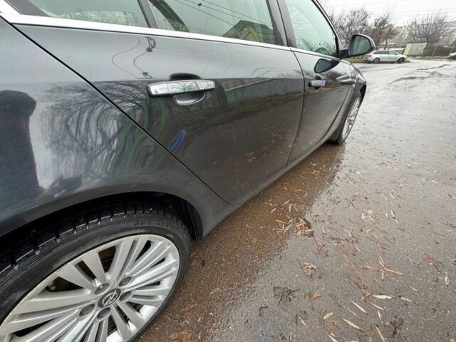 Черный Опель Инсигния, объемом двигателя 2 л и пробегом 266 тыс. км за 7700 $, фото 5 на Automoto.ua