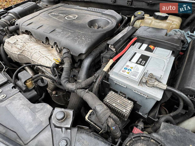 Черный Опель Инсигния, объемом двигателя 1.96 л и пробегом 266 тыс. км за 7700 $, фото 22 на Automoto.ua