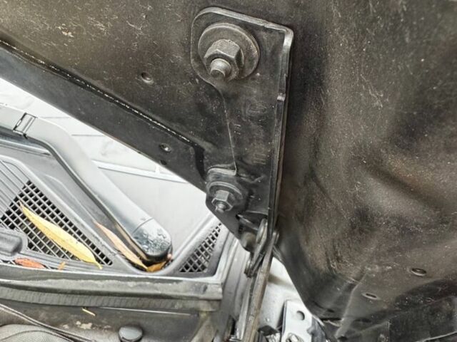 Черный Опель Инсигния, объемом двигателя 2 л и пробегом 266 тыс. км за 7700 $, фото 16 на Automoto.ua