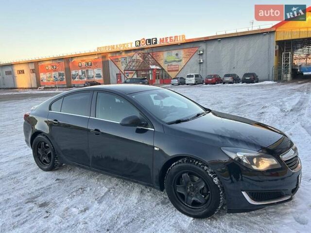 Черный Опель Инсигния, объемом двигателя 1.96 л и пробегом 196 тыс. км за 10999 $, фото 2 на Automoto.ua