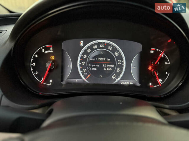 Чорний Опель Інсігнія, об'ємом двигуна 1.96 л та пробігом 260 тис. км за 11000 $, фото 12 на Automoto.ua