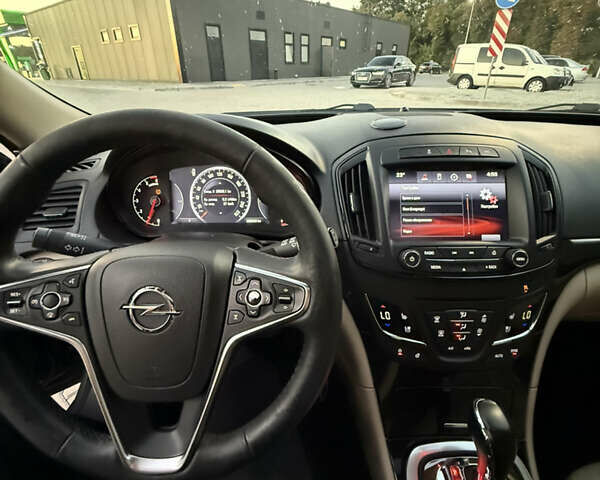 Чорний Опель Інсігнія, об'ємом двигуна 1.96 л та пробігом 260 тис. км за 11000 $, фото 9 на Automoto.ua