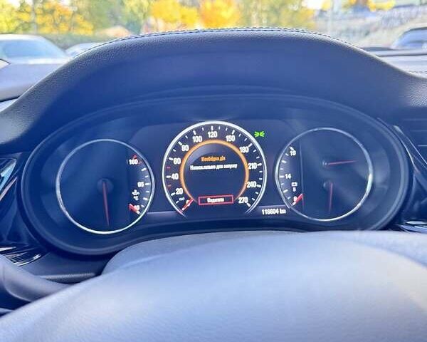 Черный Опель Инсигния, объемом двигателя 1.96 л и пробегом 118 тыс. км за 19900 $, фото 7 на Automoto.ua