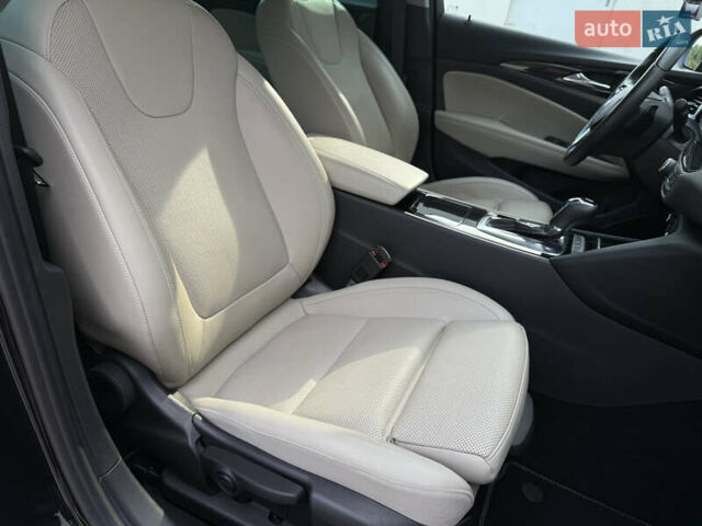 Черный Опель Инсигния, объемом двигателя 2 л и пробегом 230 тыс. км за 17999 $, фото 56 на Automoto.ua