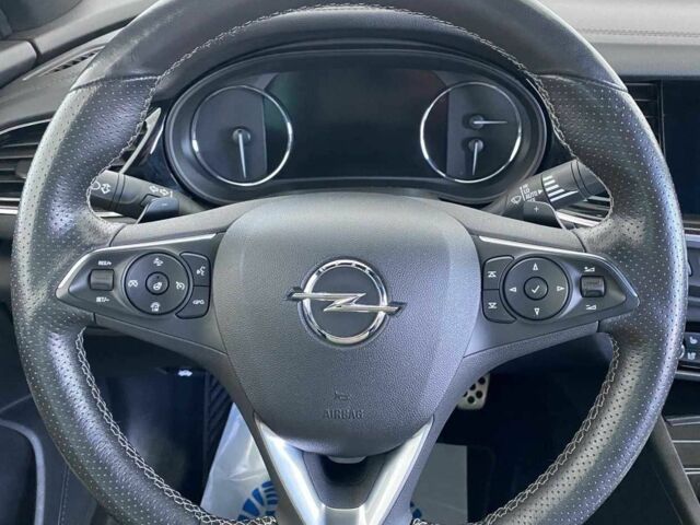 Черный Опель Инсигния, объемом двигателя 2 л и пробегом 140 тыс. км за 19950 $, фото 13 на Automoto.ua