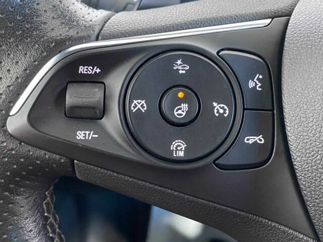 Черный Опель Инсигния, объемом двигателя 2 л и пробегом 140 тыс. км за 19950 $, фото 15 на Automoto.ua