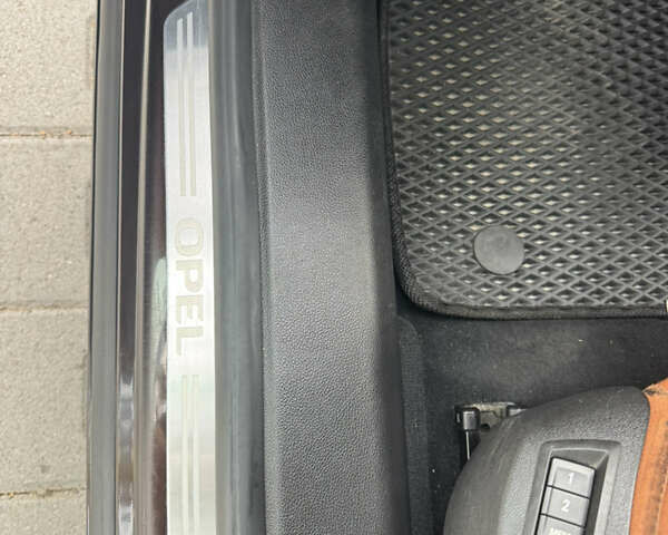 Коричневый Опель Инсигния, объемом двигателя 1.96 л и пробегом 267 тыс. км за 9250 $, фото 18 на Automoto.ua