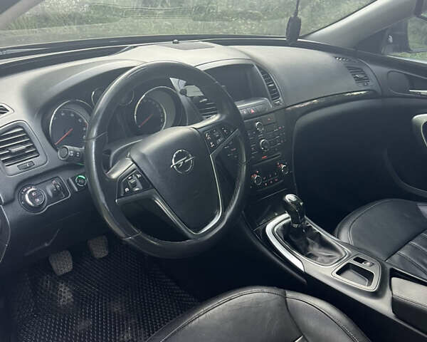 Коричневый Опель Инсигния, объемом двигателя 1.6 л и пробегом 210 тыс. км за 8500 $, фото 15 на Automoto.ua