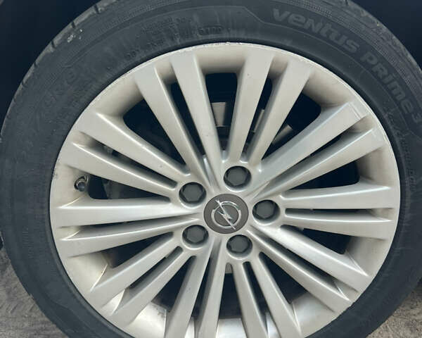 Коричневый Опель Инсигния, объемом двигателя 1.6 л и пробегом 210 тыс. км за 8500 $, фото 8 на Automoto.ua